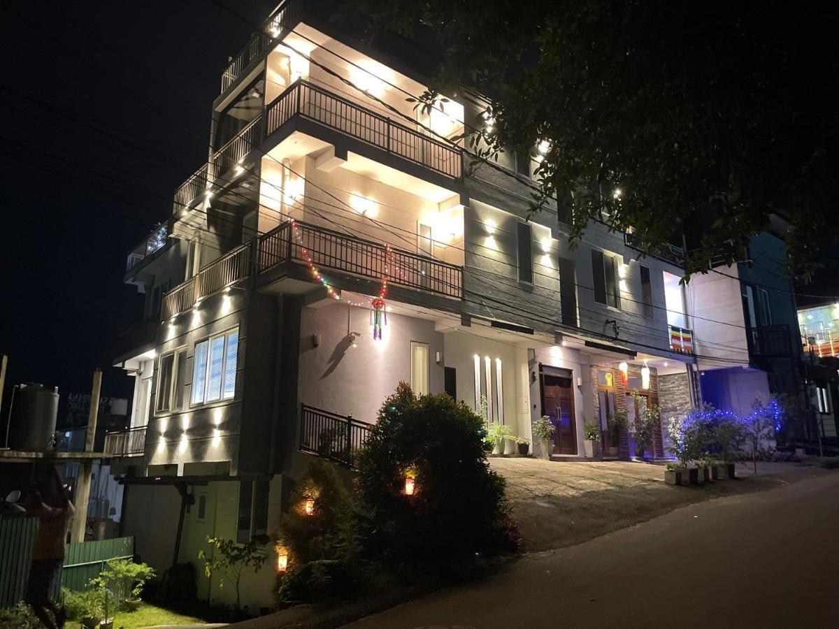 Sun Dove Suite Kandy Exterior photo